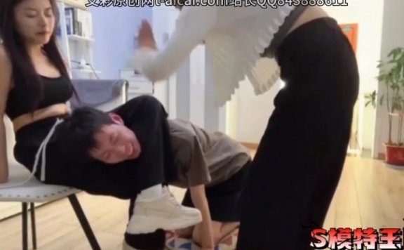 资讯|女王女主 模特王国工作室帝都女神，誮惜颜s踩踏研究生废物狗 [48分56秒]