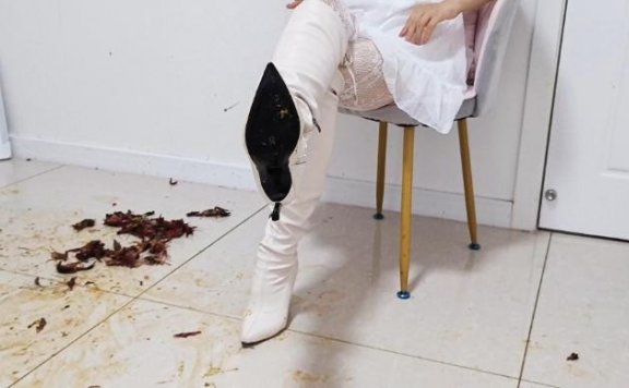 资讯|crush 仙宁处刑官为男友表演处决变成小龙虾的罪犯（全程语言） [9分14秒]