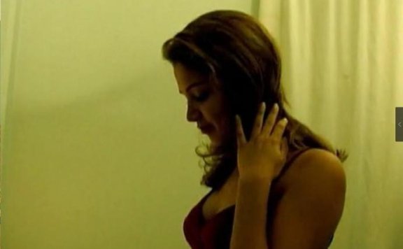 资讯|欧美调教 《踩死非常暴力血腥》3-Cortes [30分19秒]