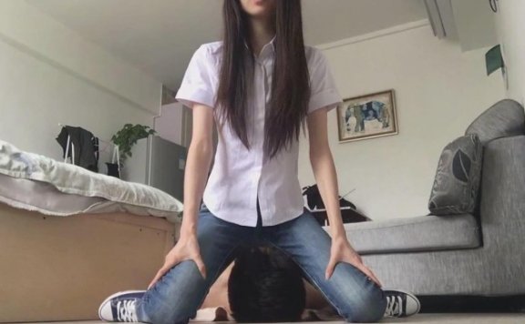 资讯|活力诗蔓 靓丽少女S两种风格坐脸欺负小男生 [32分35秒]