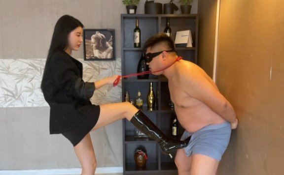 资讯|碎蛋娇娃 『超S·联盟』霸气御姐男根处决 [17分26秒]