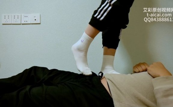 资讯|女王女主 茵茵白袜踩狗子 [48分56秒]