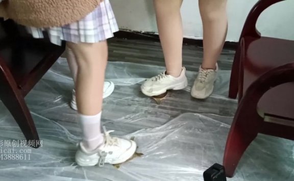 资讯|crush 俩学妹踩2个甲鱼第二部 [22分40秒]