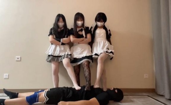 资讯|珂玥香培玉琢 三女仆小姐姐调戏玩弄 [48分56秒]