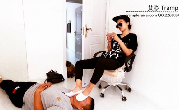 资讯|珊瑚湾少女时代 《晶钰》船袜踩脸 [48分56秒]