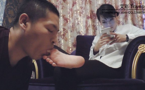 资讯|品丝论足 《品丝论足》馨雨白玉美足 [30分19秒]