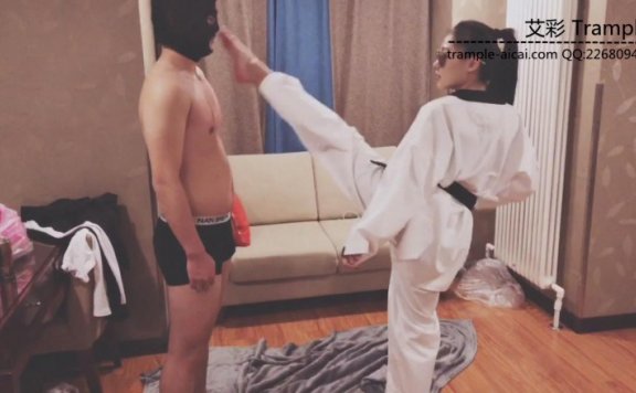 资讯|女王女主 最帅长春在校大学生小腰跆拳道服爆踹狗奴 [30分19秒]