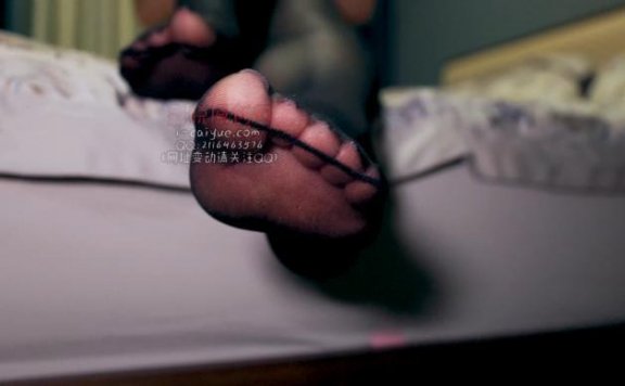 资讯|明妃女王 《明视界》明妃踩杀缩小的同事 [21分24秒]