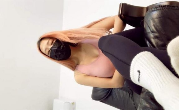 资讯|婧児小主 LCT076e 温柔的晓G妈妈 瑜伽装运动棉袜和肉丝玩弄你熟女KJpov 字幕版 [17分26秒]