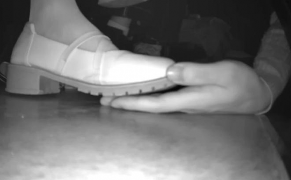 资讯|crush 《紫杨无意识》2021.10月初电影院jk皮鞋白色短靴无意识 [23分37秒]