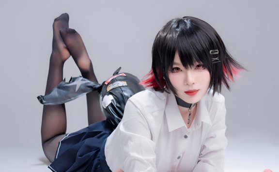 【网盘】轩萧学姐 – 鲨鱼妹JK