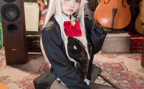 【网盘】九柒喵 – 笑面兔女郎